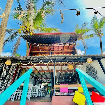 Miracles Beach كالي المظهر الخارجي الصورة