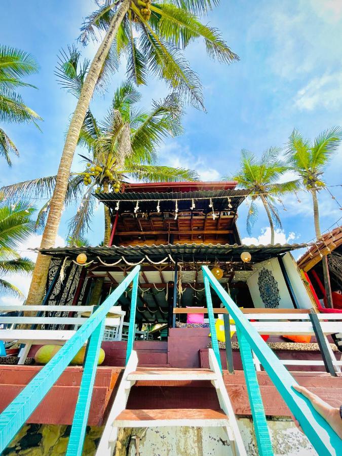 Miracles Beach كالي المظهر الخارجي الصورة